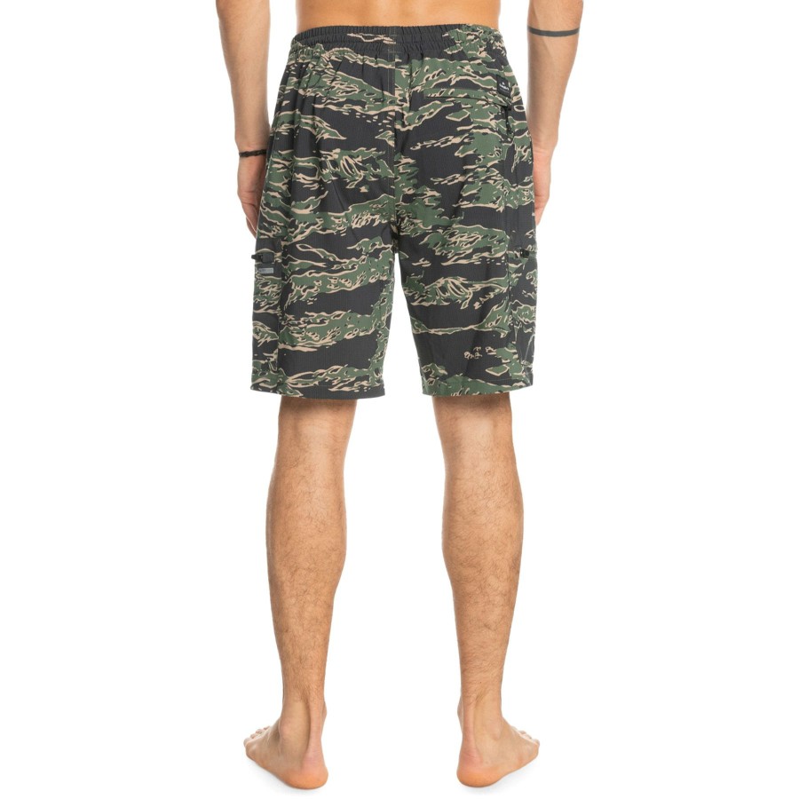 * Authentic Quiksilver Elastic Cargo Active Shorts Clearance